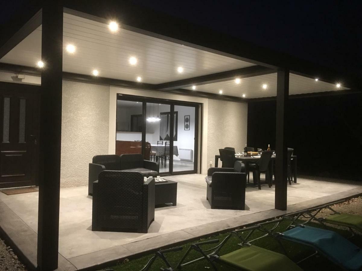 Holiday home Des Campanes Saint Alban Auriolles